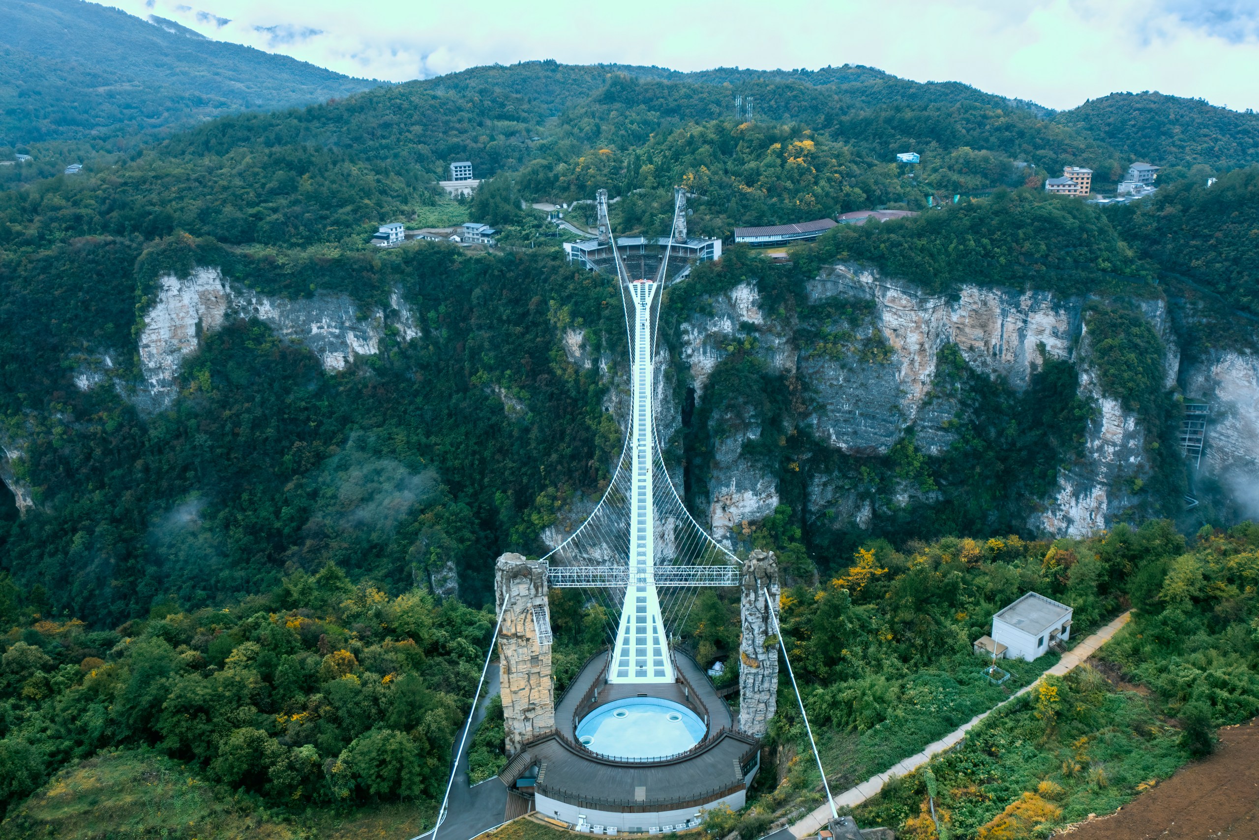 Zhangjiajie Grand Canyon — China’s Ultimate Natural Landscapes